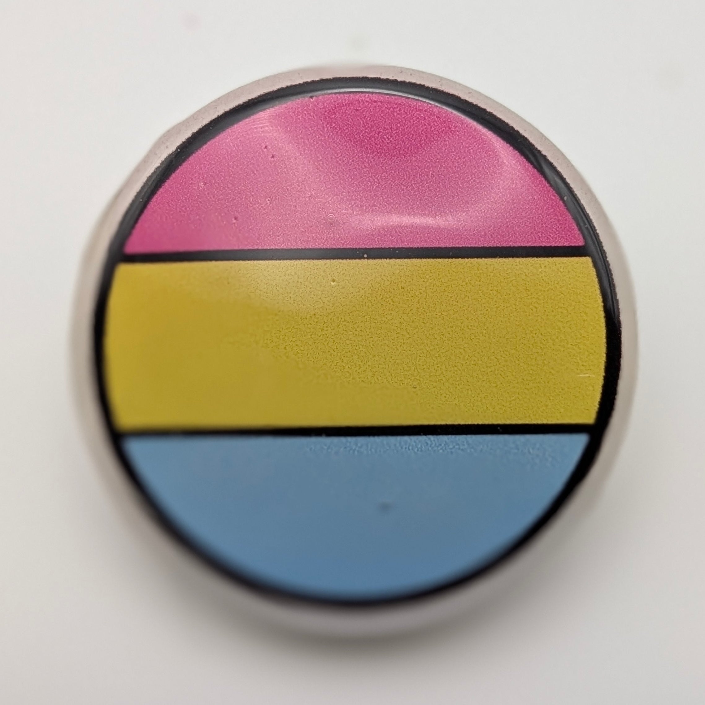 PRIDE FLAG ROUND PIN 1.5" - Pansexual